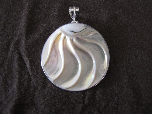 Silver Round Slice of Shell Pendant