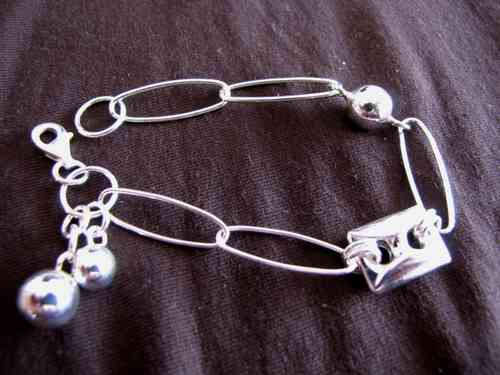 Silver Hoop and Elipse Links Bracelet