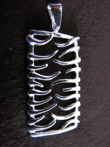 Rectangular Silver Wavy Pendant