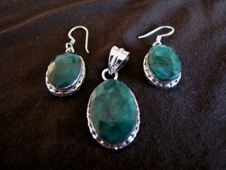 Oval Silver Emerald Pendant