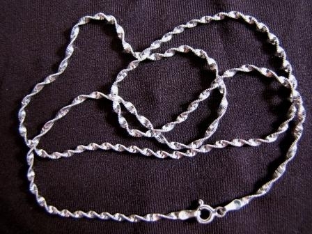 Sparkling Twisted Silver Chain