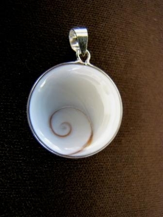 Round Silver Eye of Shiva Shell Pendant