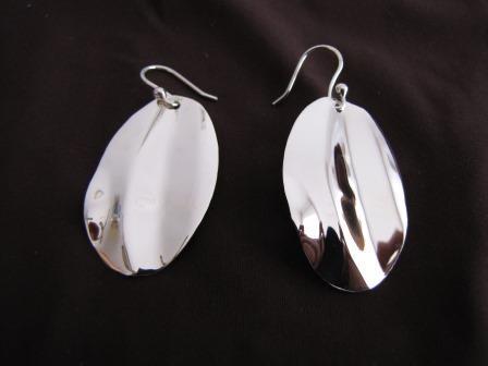 Oval Silver Ripple Earrings