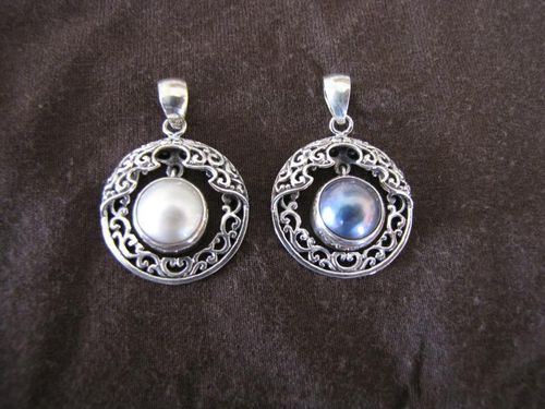 Round Silver Pearl Set Pendant