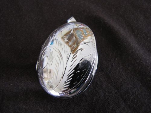Large Engrave Silver Oval Locket Pendant